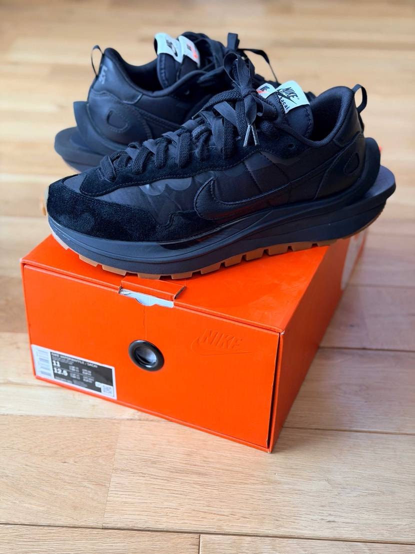 ヴェイパーワッフル履いて旅行行ってきた☺️金鱗湖の朝霧が最高でした