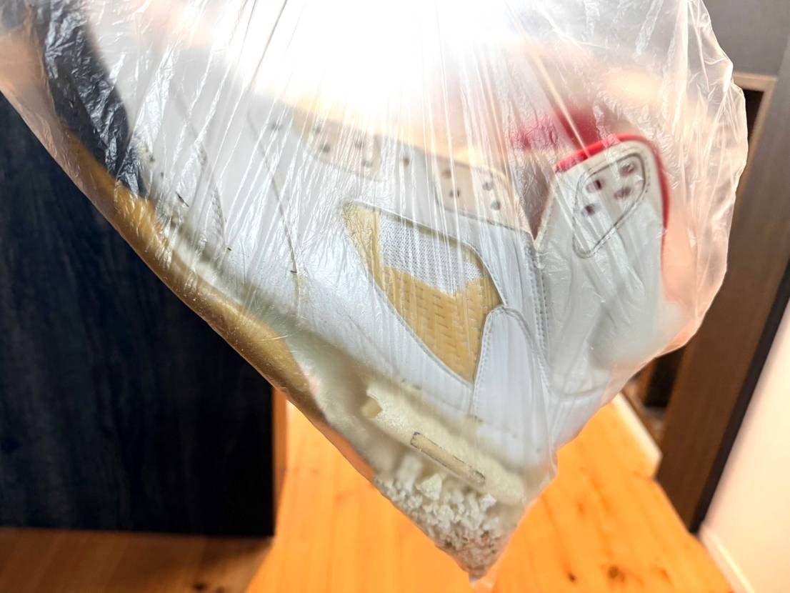 つま黒のシューレースを白に変えたいなと思って、使えるものはな