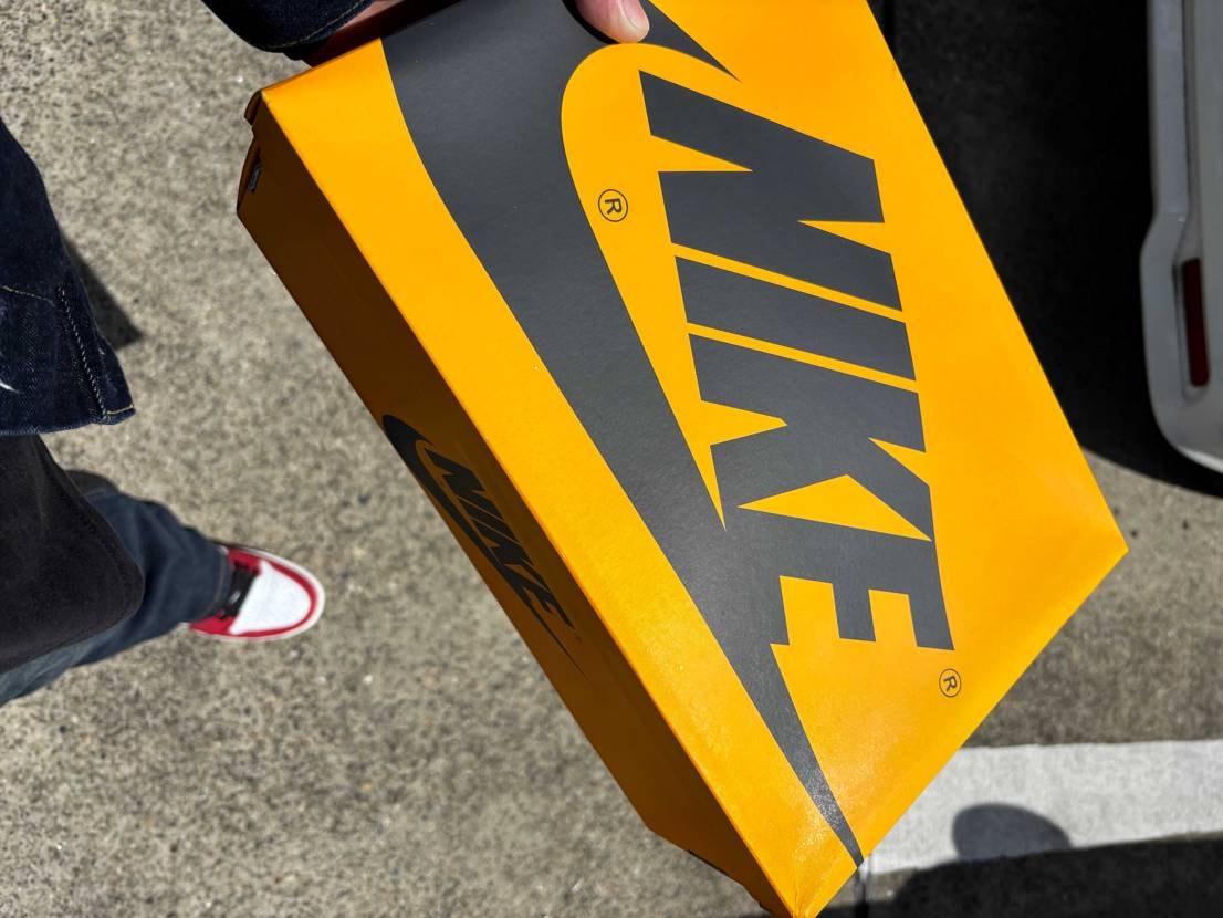 嫁とスニーカー見に行ったら売ってたから買っちゃった
#ni