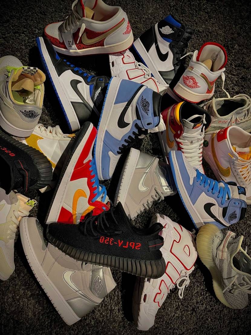こいつヤベーの持ってんじゃんってなるよーなレアスニーカーほしぃぃぃぃ😇😇😇😇
