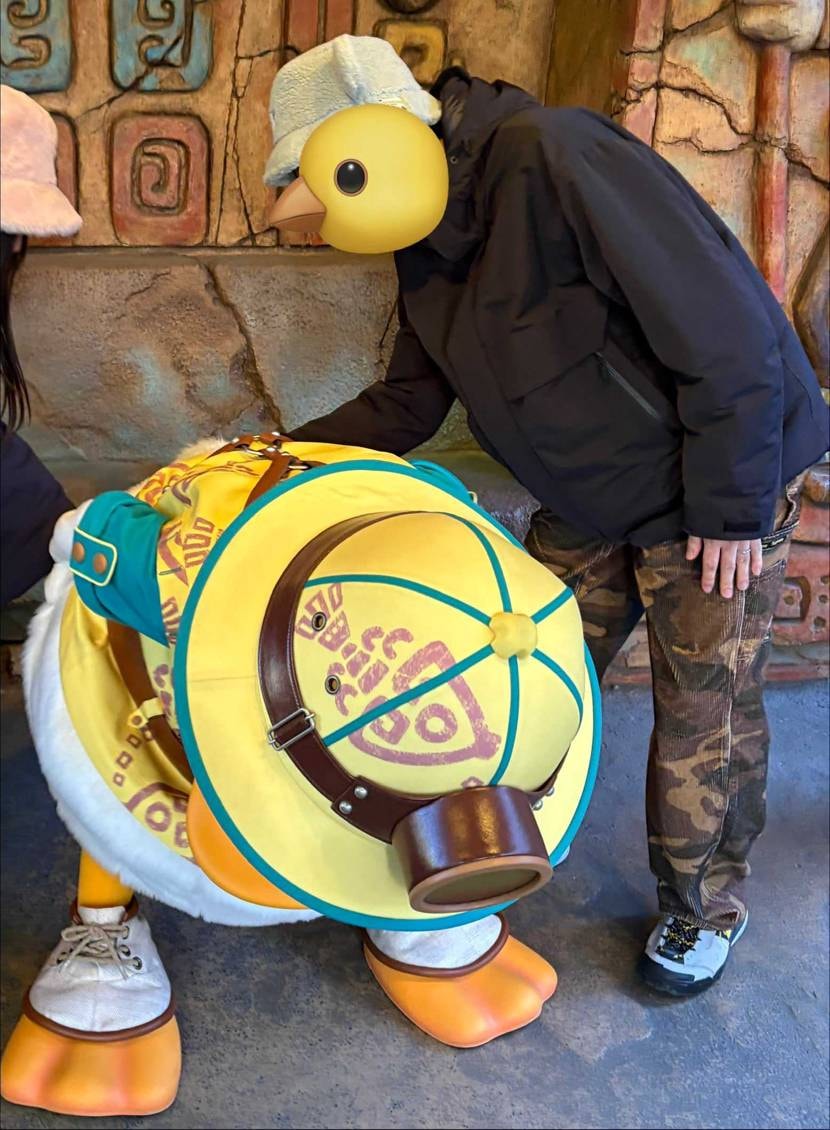 履き心地良いのでnikeでは最近コレばっか履いてます〜
お尻ポンポン💨