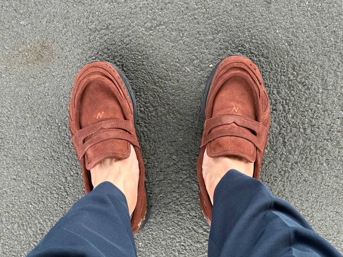 値段も落ち着いてきたのでついに購入！
案の定中国NBだったけど個人的には全く気