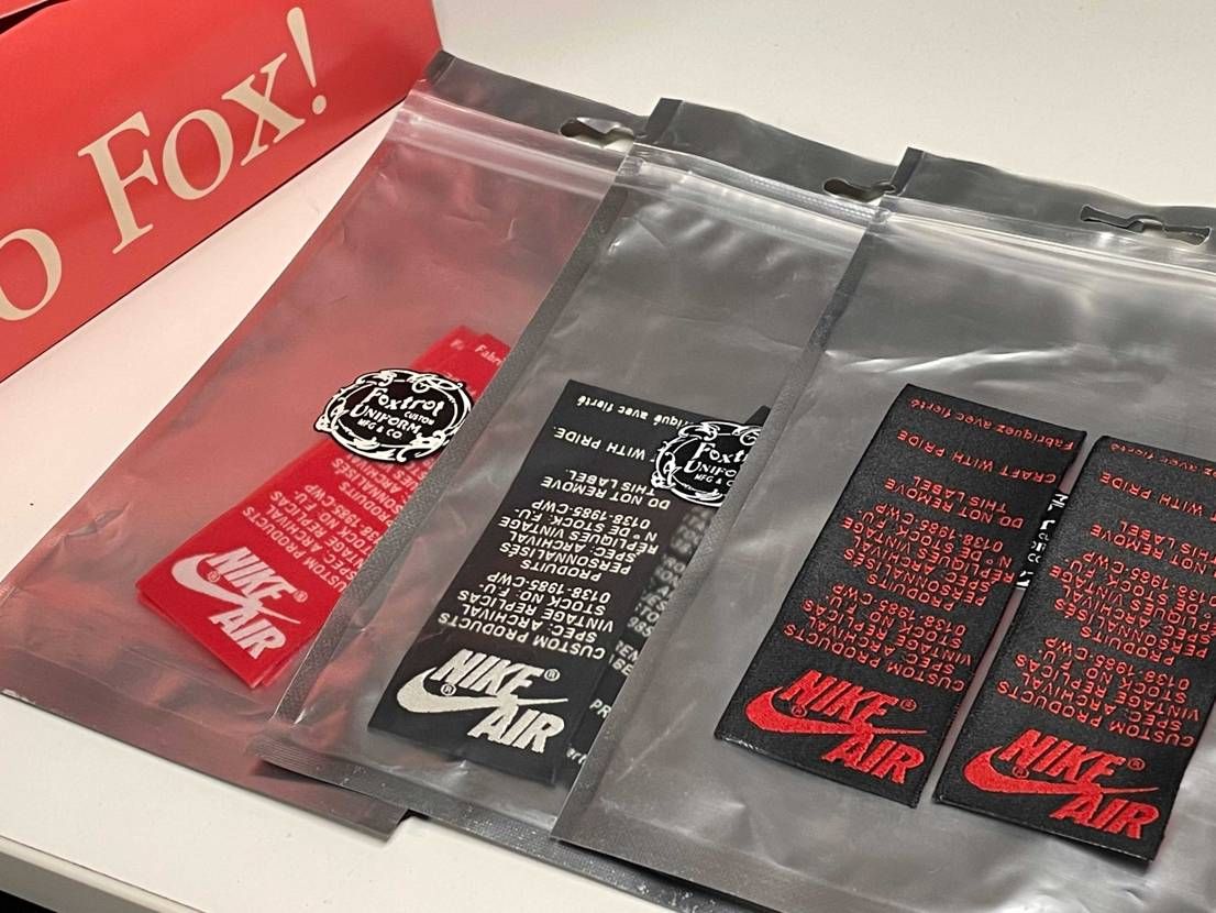 シンガポールからタグが届いた。
本当はFoxタグが欲しかったのだが機会を待つこ