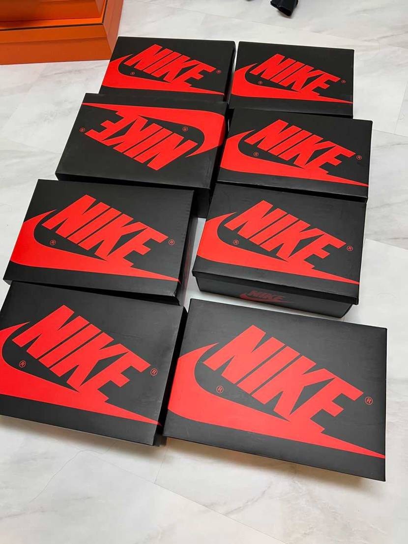 次出るのはいつかわからないから、こそ今根こそぎ買って買って履き潰す名作だと思いま