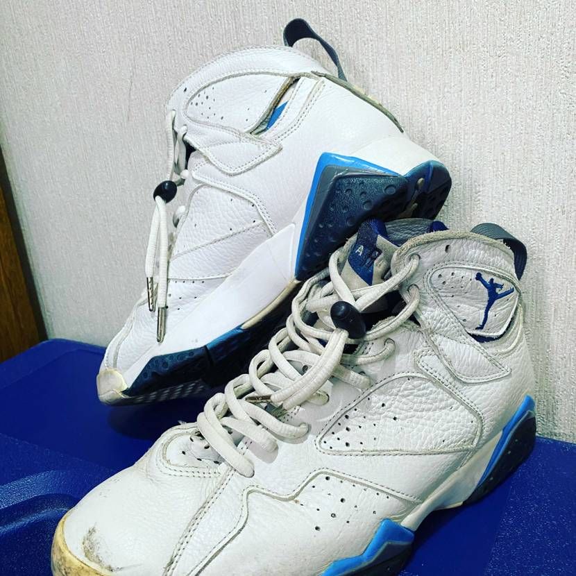 AJ7 フレンチブルー、綺麗にしてから写真撮れって言われそう。