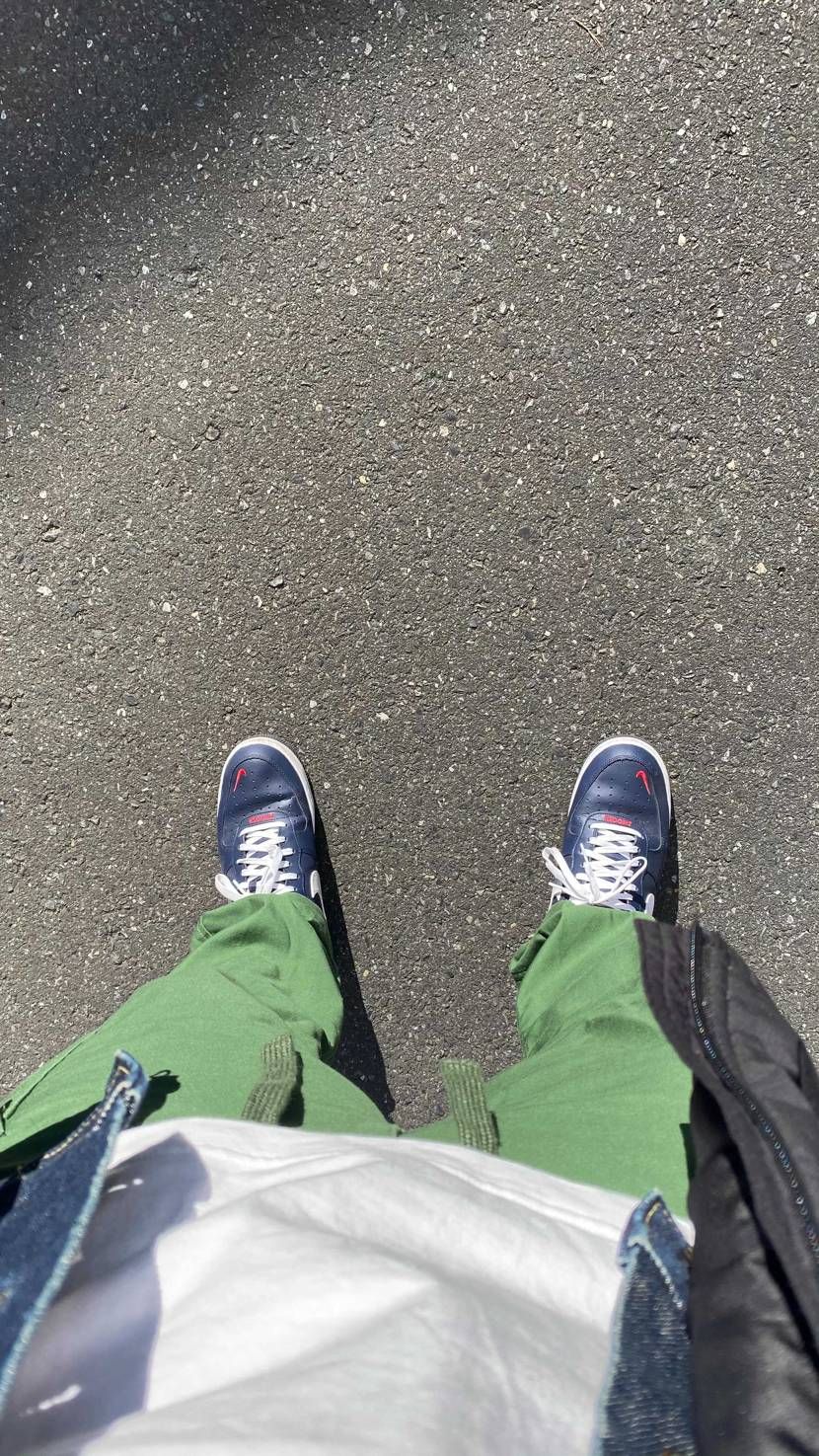あけおめということで去年末に買い納めで買ったカーゴパンツをエアフォースに合わせ。