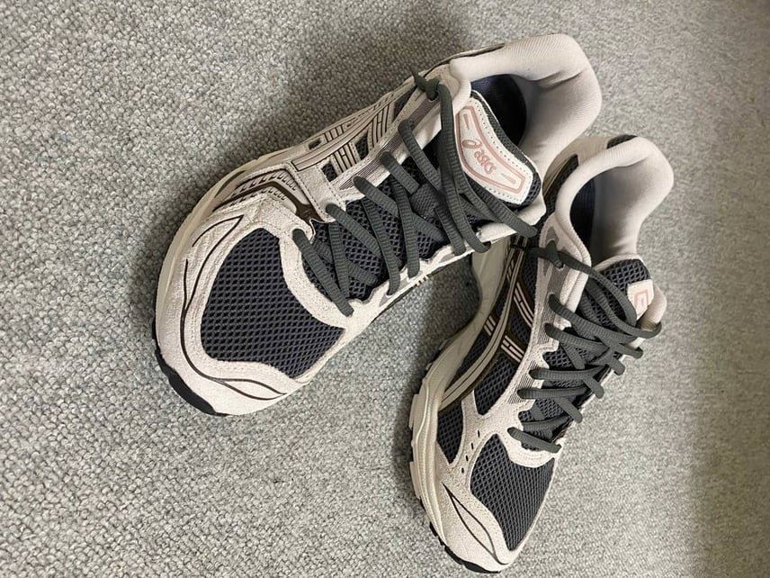 asicsデビューしました。
再販カラーも気になるので狙ってみようかなと思いま