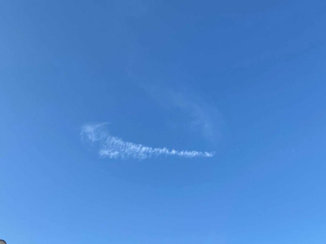 雲がスウッシュw