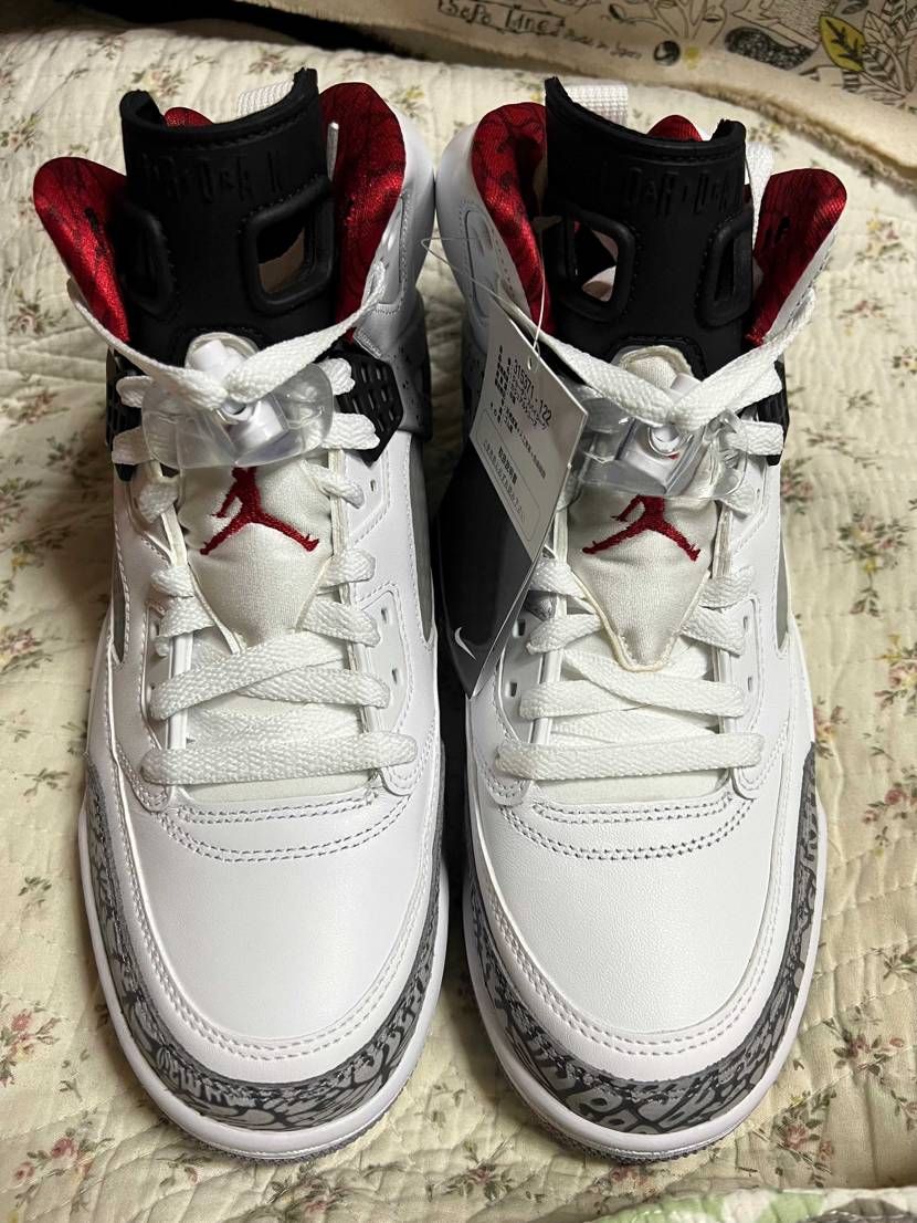 確認用。
スタイルコードは315371-122です。
黒