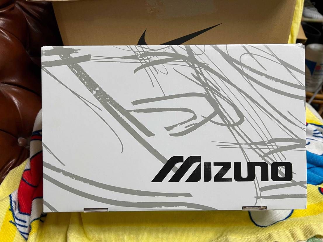 先日のHANON閉店セールで買った、ミズノ✖️HANONコンテンダーが届きました