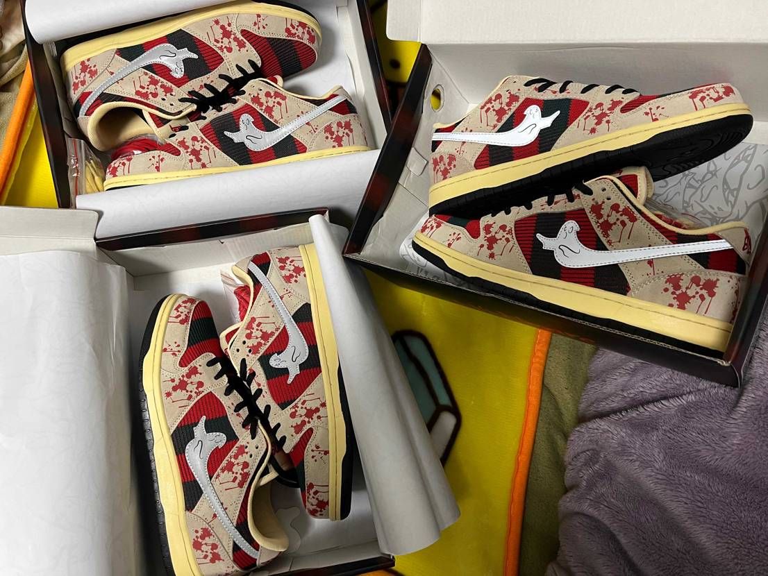 先日KITHオンラインで購入した、ノースフェイスの
GTX