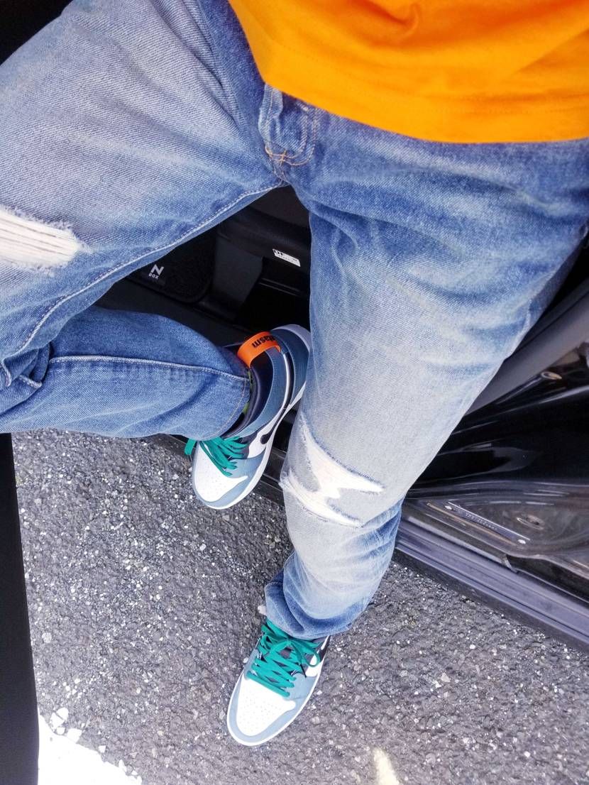 ファセッタで車の掃除しにきたけど、
にしても今日暑いな( ﾟεﾟ；)