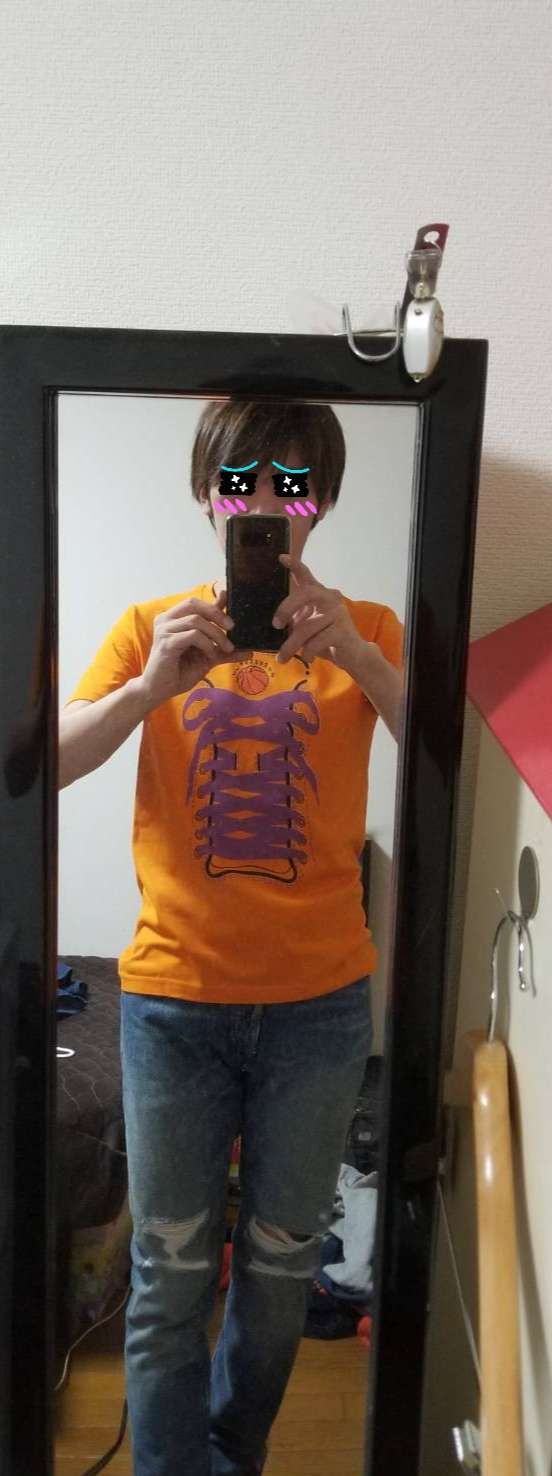 スニーカーにそんな興味のない女性が
コンバースゴアテックスを