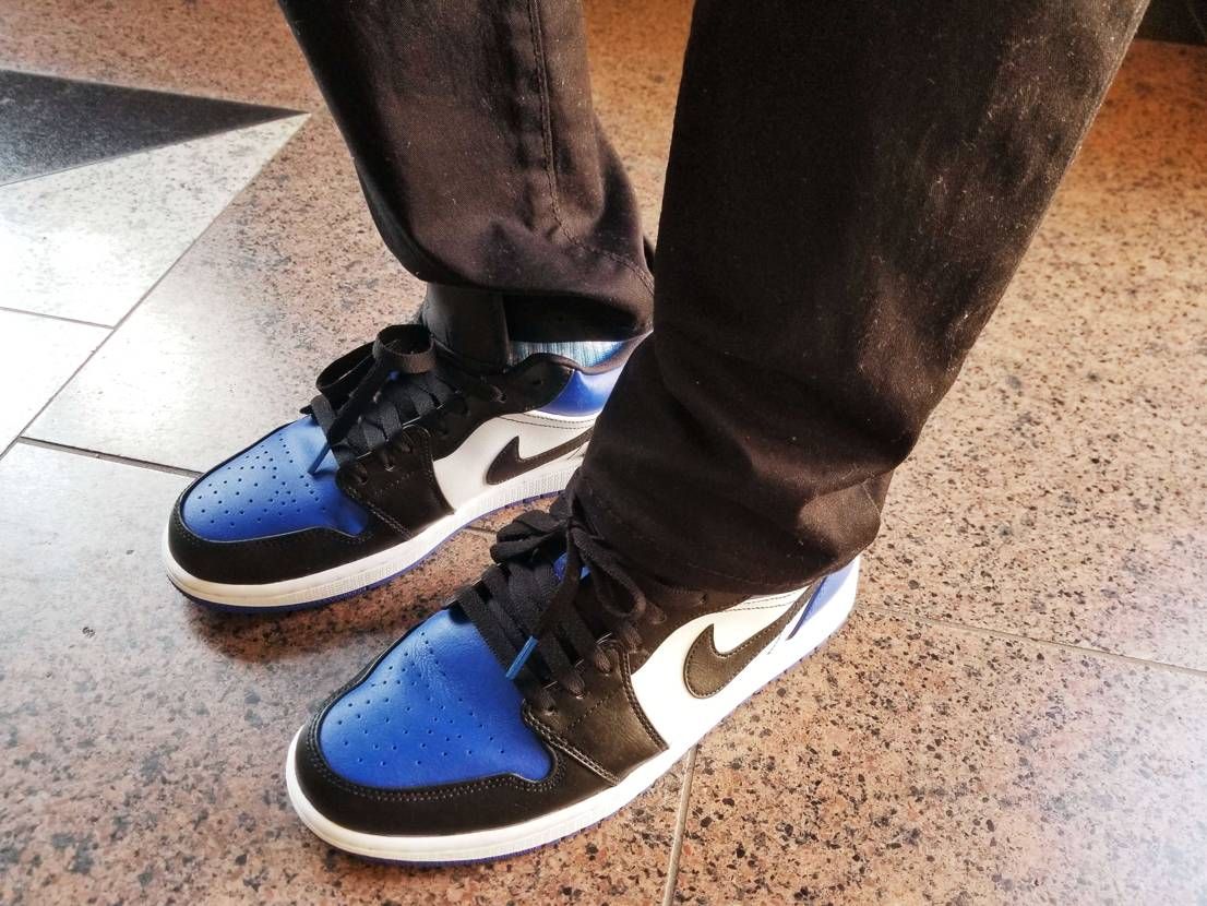 秋らしく過ごしやすくなりましたね🍁
AJ1LOW