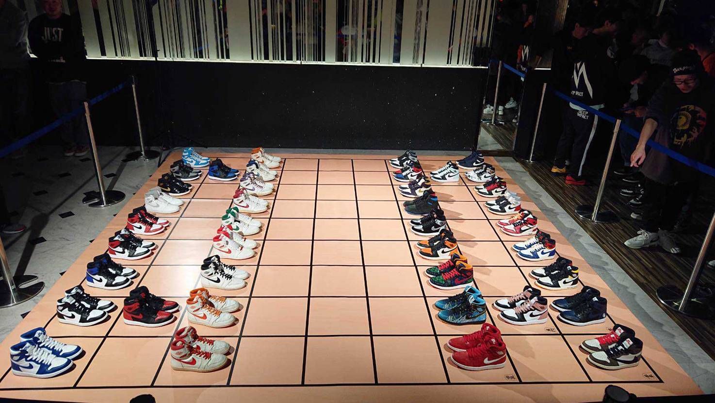 スニーカーナイトでジュニアさんの私物とスキットからの提供展示やばかったなぁ🤣