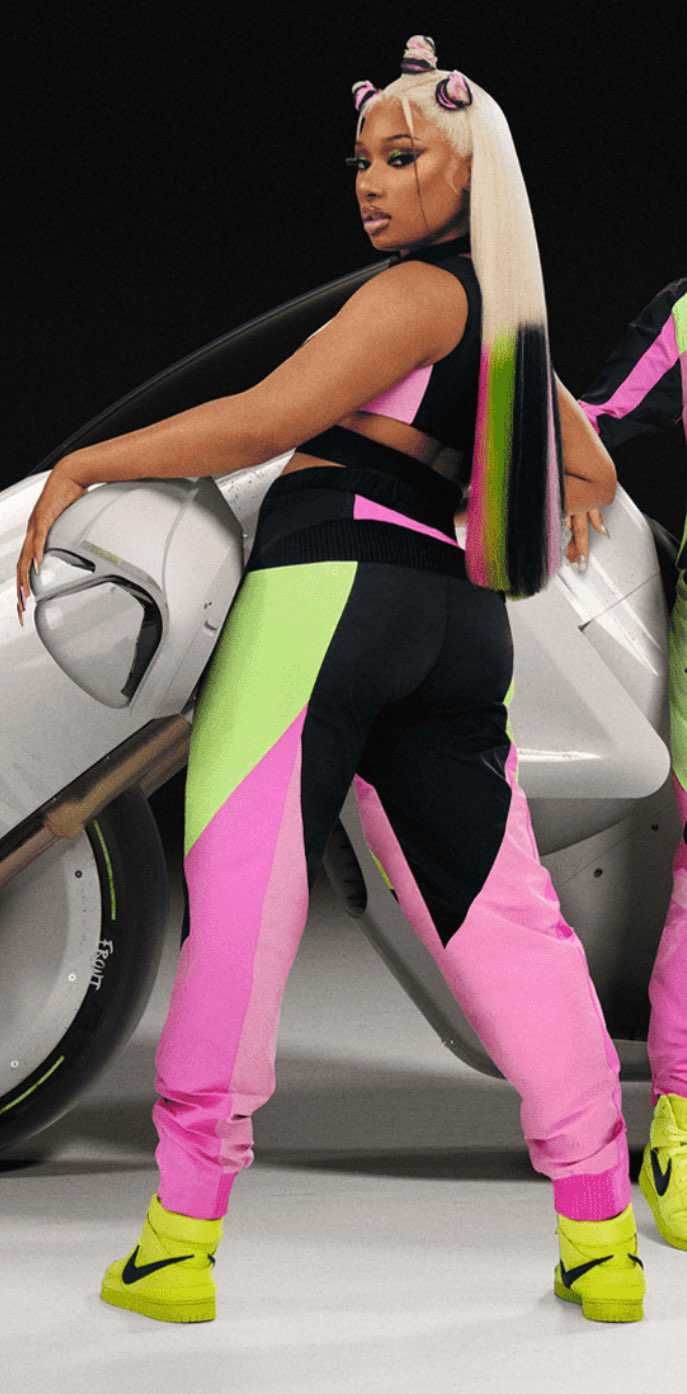 いいケツしてそうやな〜