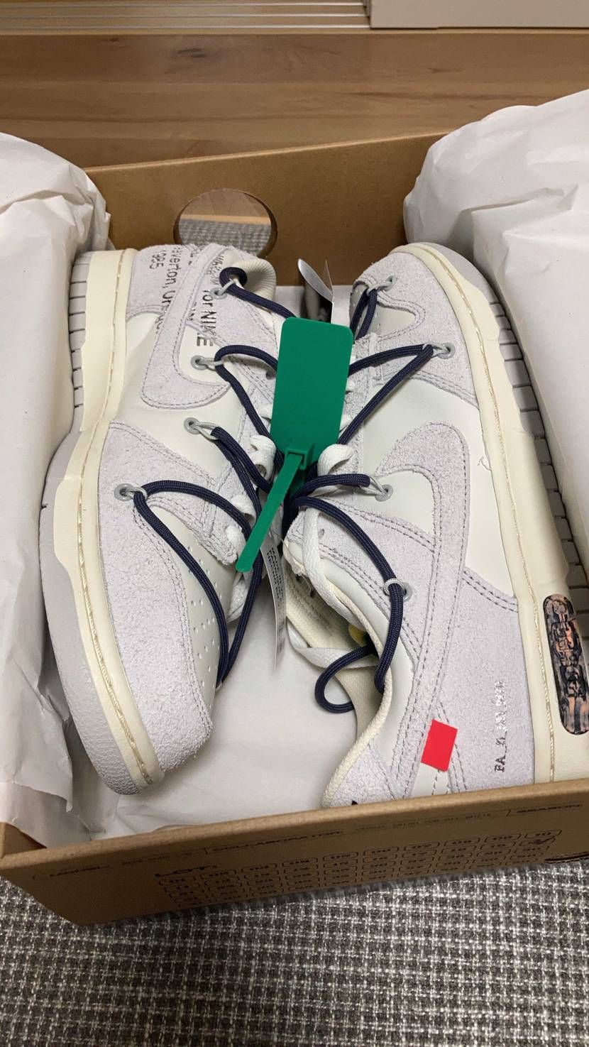 12日の限定オファーで20番でした☺️大事に履きます🤩