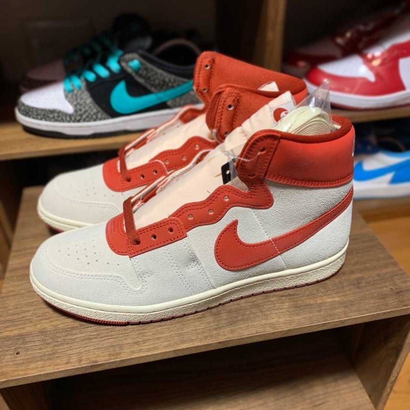 先日slam jamで購入したエアシップが届きましたので早速レビューさせて頂きた