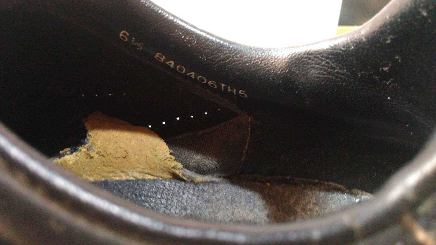 スニーカー大好きな皆様、お世話になります。
横浜市民の爺で