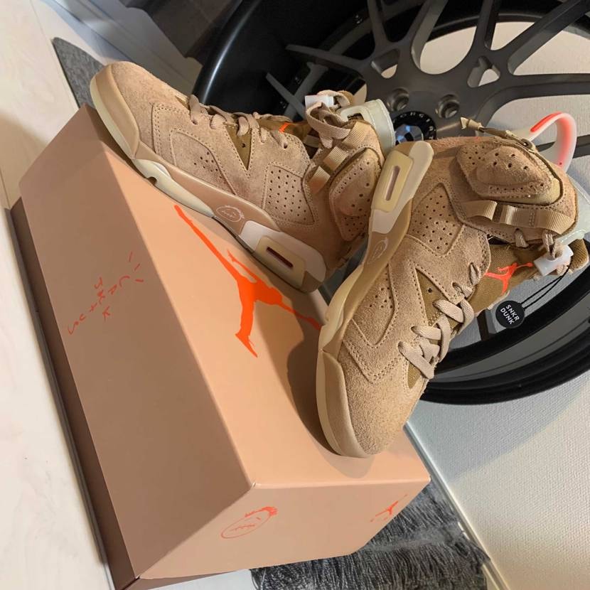 彼から誕プレ💓
かっこいい〜!!
どっちも早く履きたい😂