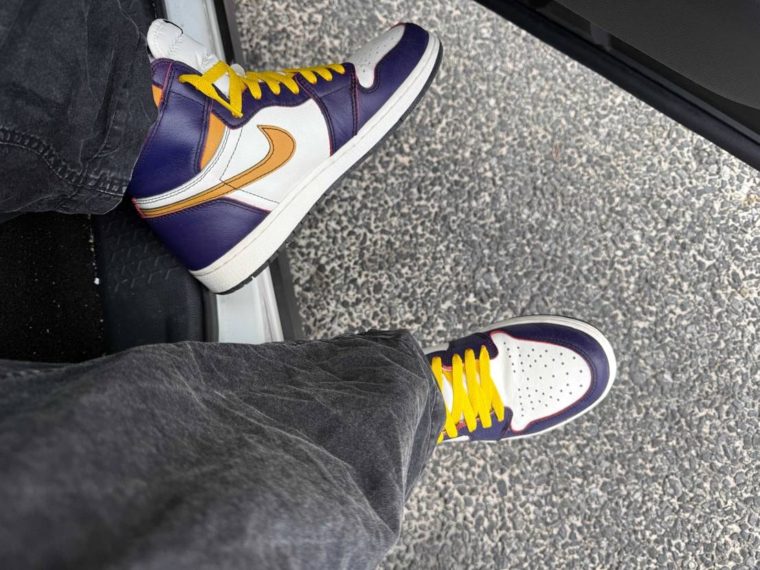 旅行ということでついに初履き㊗️
履けば履くほど剥がれて味が出てくるのが楽しみ