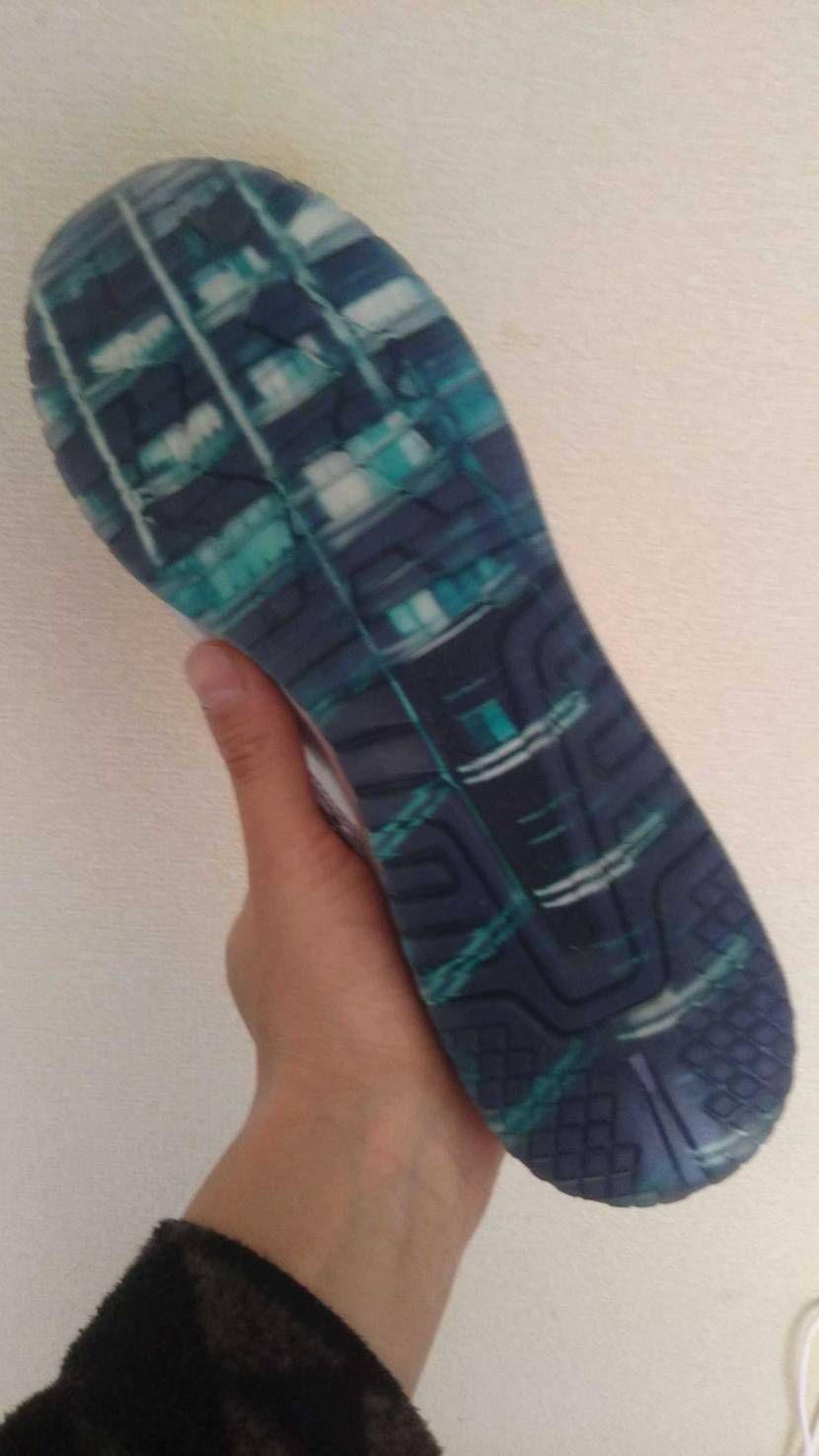 届いてから開けるの忘れてた。
 HUNDRED% x SNE