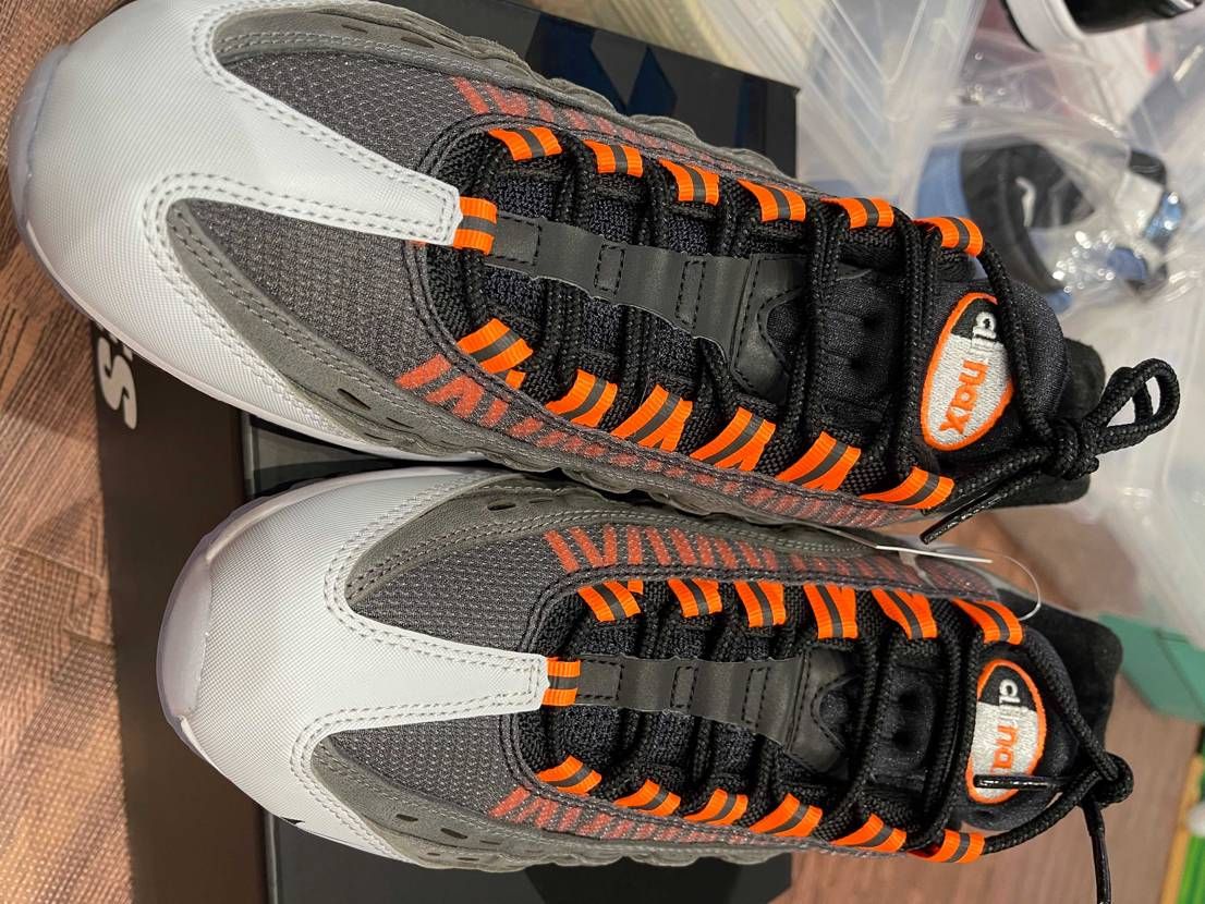 KIM JONES × NIKE AIR MAX 95 
