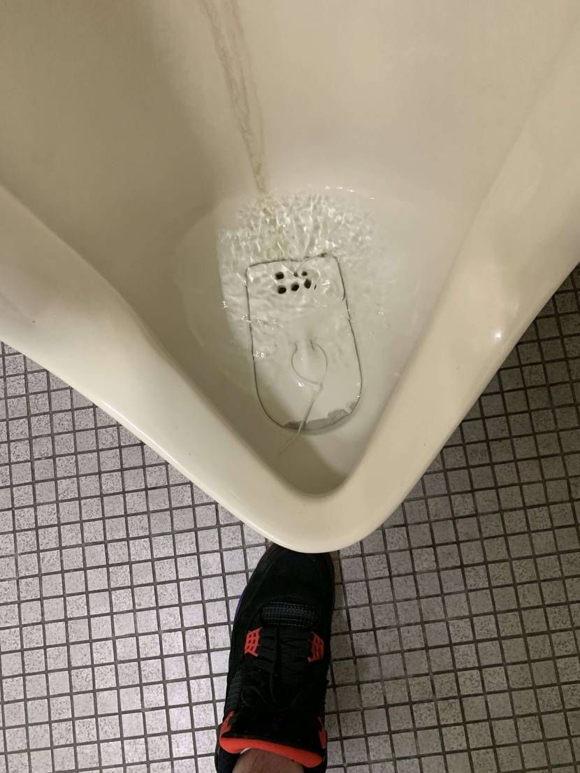 オフホワイトイレット