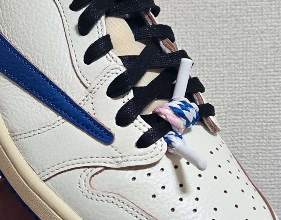 履く方に聞きたいんですけど、デュブレはつけますか?