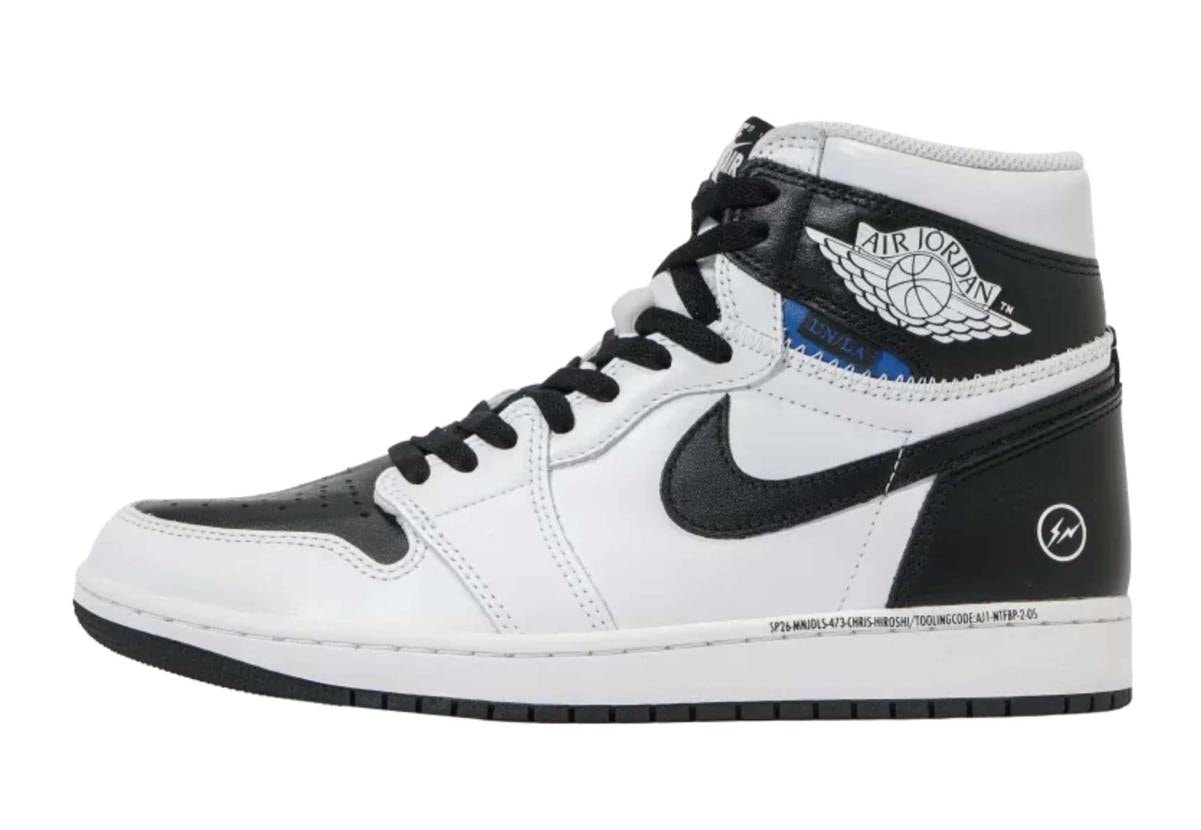 この3足のスニーカーのどれか1足を買おうかと思うのですがずっ