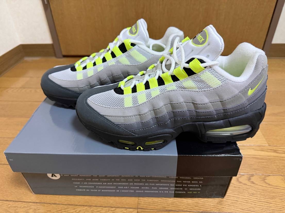 私にもこの靴が買える・履ける日が来るとは…という嬉しさを感じています。昨年末から