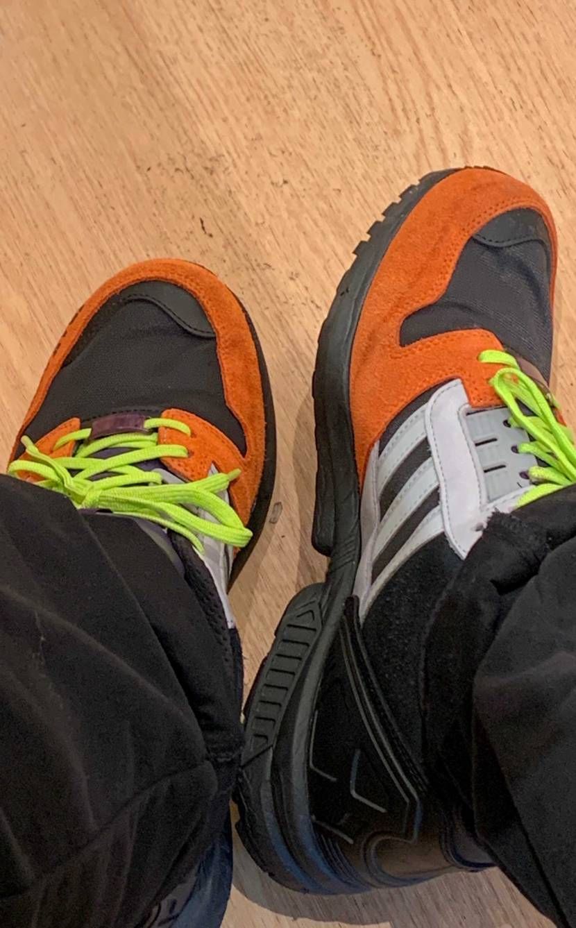 今日の靴
ZX 8000 Irak 
雨の日はいつもこれになりがち。
あと
