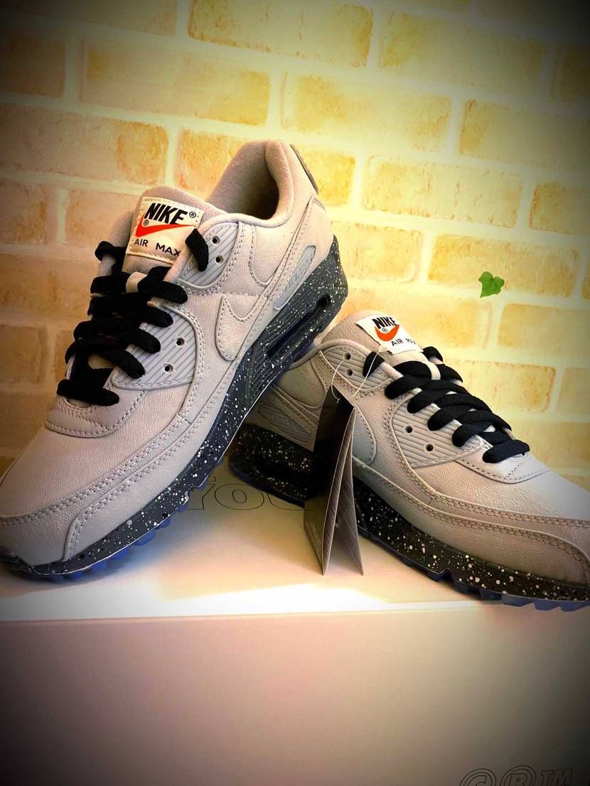 注文から約2ヶ月経ってやっと届いたNIKE BY YOU !!
実物は意外と良