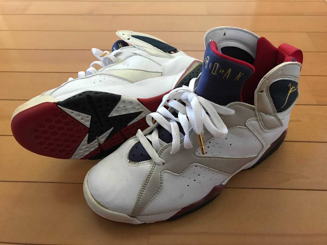 懐かしいのが出てきた(๑ ́ᄇ`๑)
Jordan7オリンピックとIDで作った