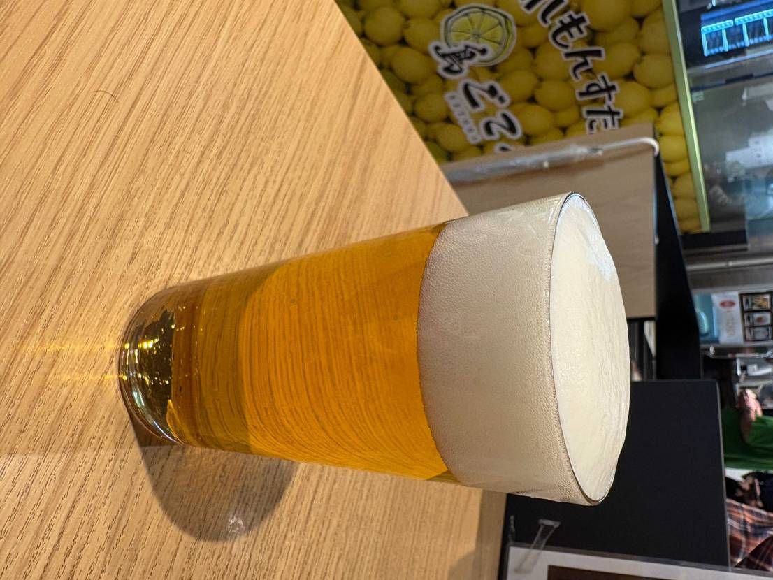 三連休お気に入りのsupreme着てビール飲んで最高😀