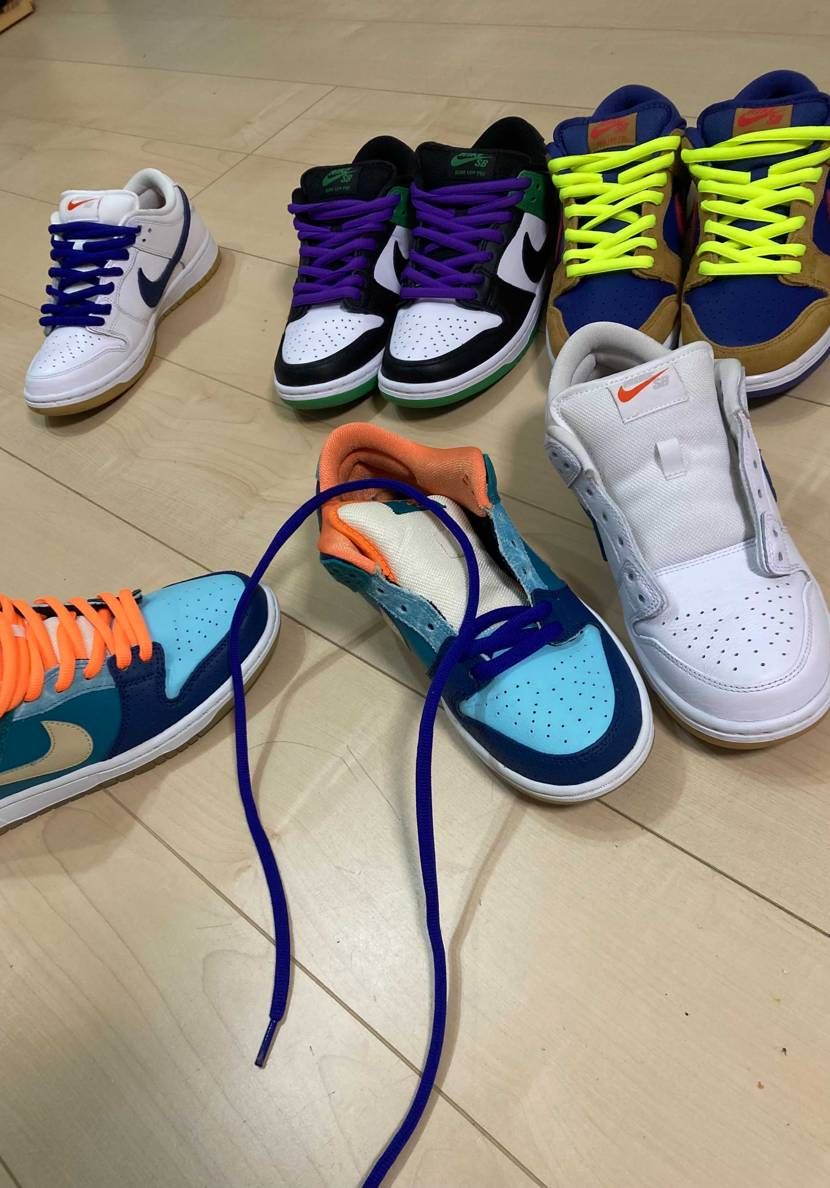 週末恒例のシューレース遊びやっぱり、マイアミは、蛍光オレンジがよきかなー🍊