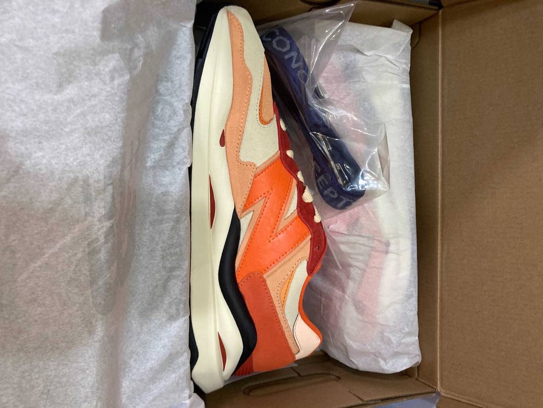 届いたけど、デカすぎだろw US7頼んだらUS11w
流石