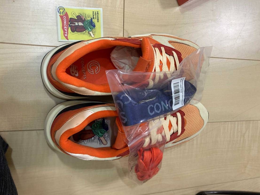 届いたけど、デカすぎだろw US7頼んだらUS11w
流石