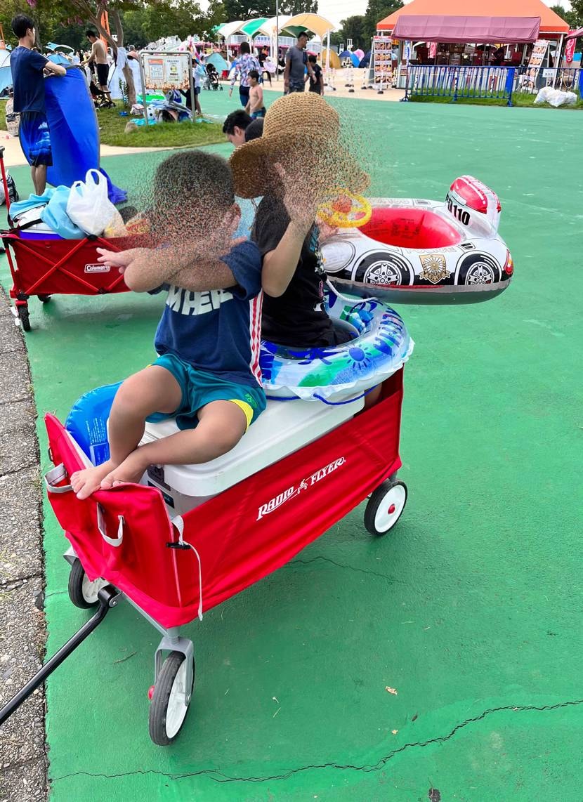 お疲れ様です😁夏休みがーー終わるー😂遊びたりねぇー
履きた