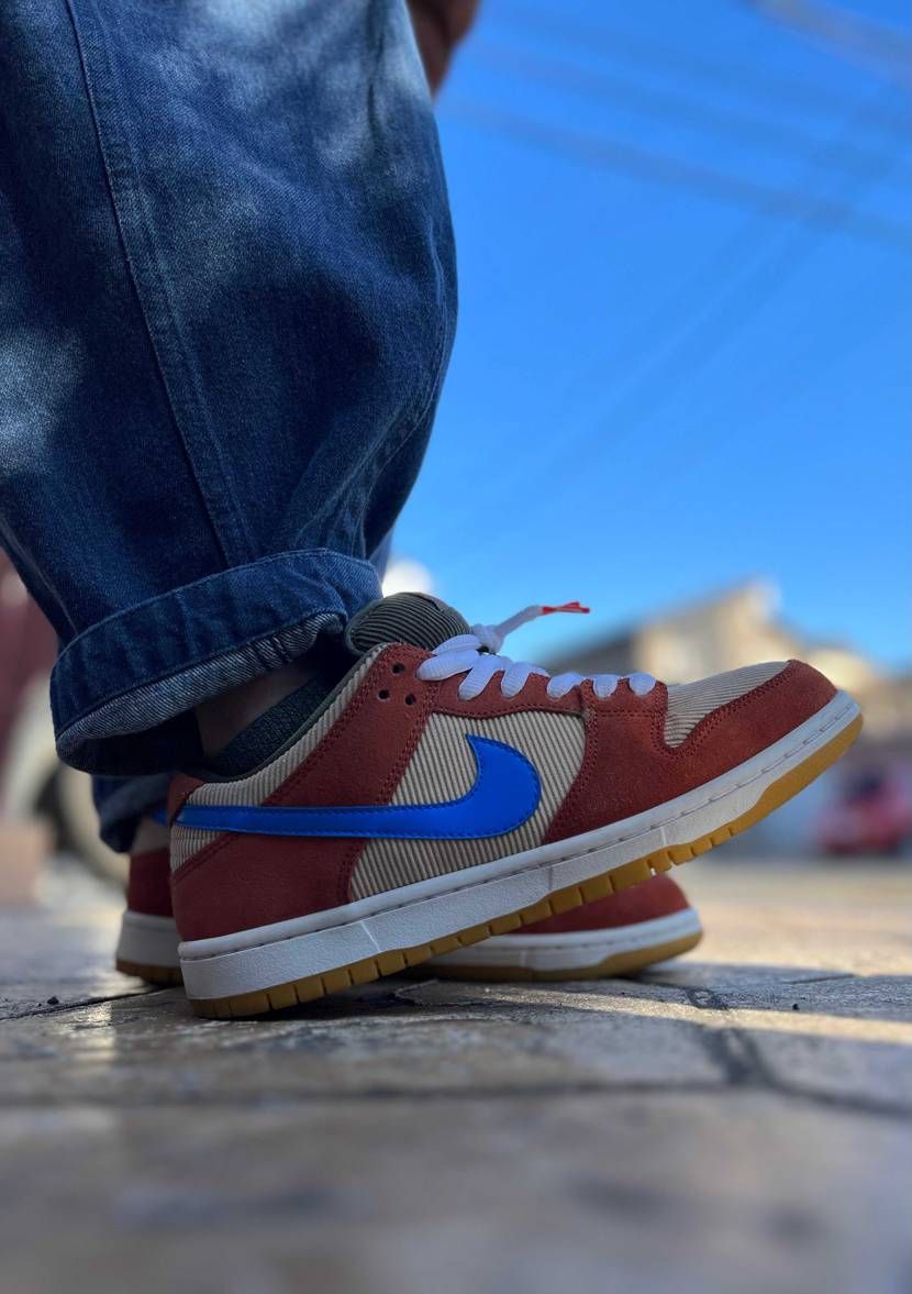 おはよう御座います♪😊なんか名前忘れちゃったけど可愛い👟熊さん🐻dunk履きまー