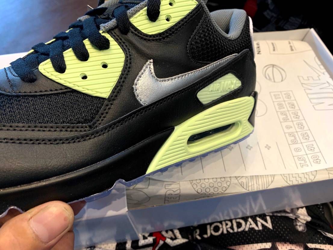 娘のAirJodan5 Grape
Airmax Nike