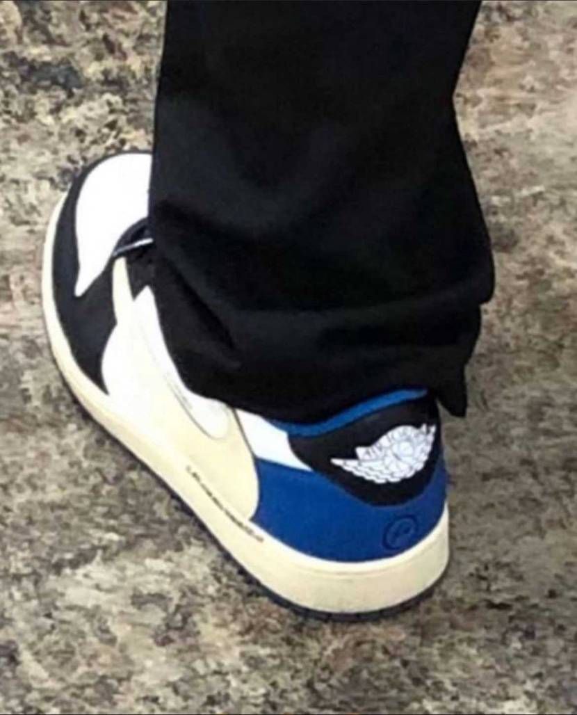 🐯×フラグメント×AJ1low
今年はこれ買えたら、他は全部ダメでもいい！