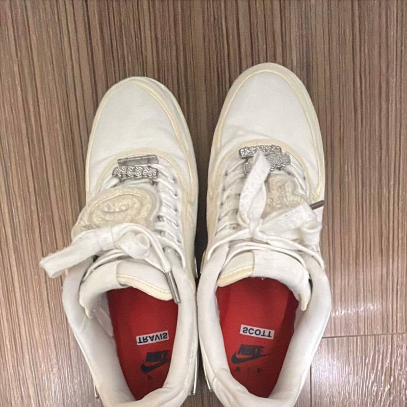 出品しています。
よろしくお願いいたします🙇