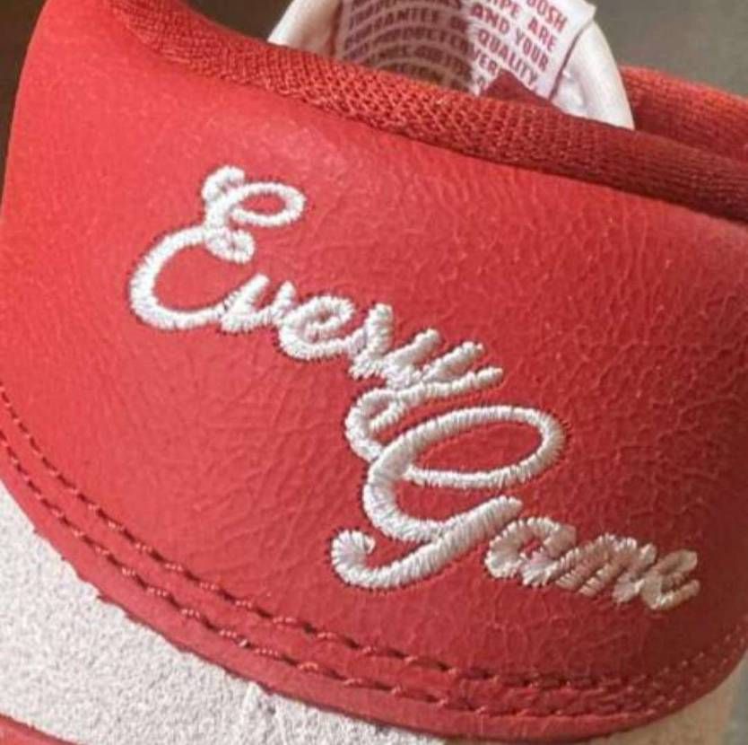 これは？…☺️５月10日海外発売予定だとか☺️