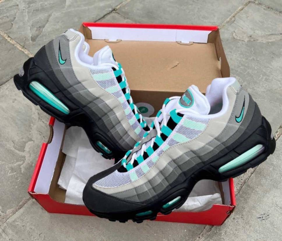 カミングスーン☺️