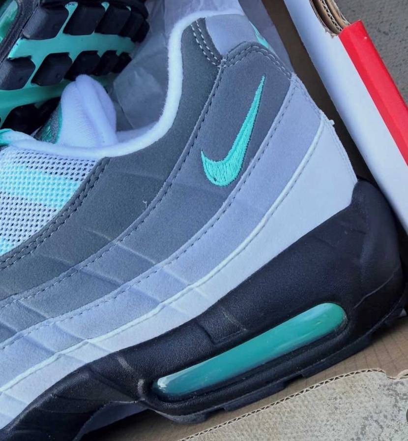 ミントとピンクフォーム近々再販するとか😃

ターコイズや