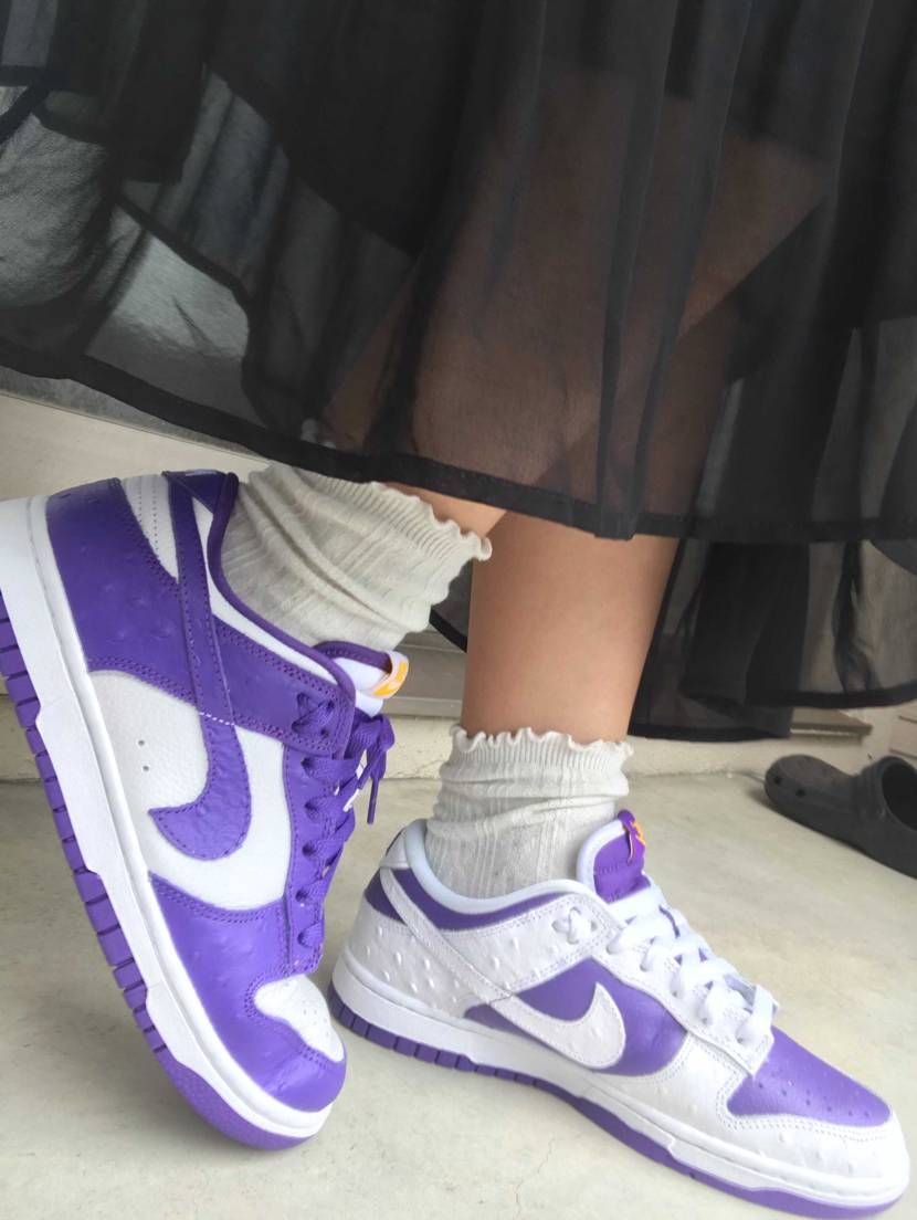 こんなにかっこいいスニーカーなのに
女の子っぽい服装に合わせると
ちゃんとか