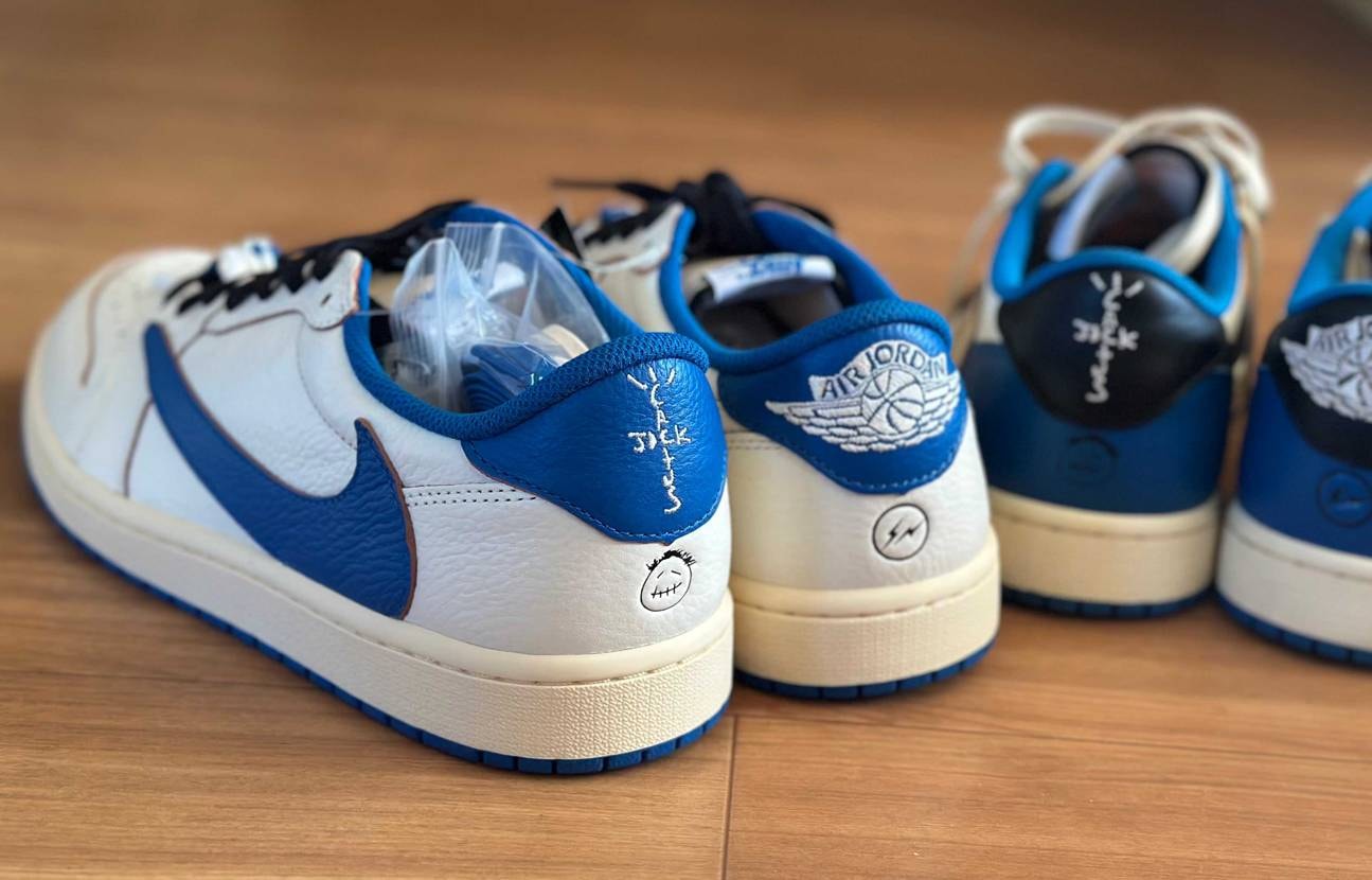 一度やってみたかったやつ💙🤍❤️🖤
後ろ姿が一番好き✨