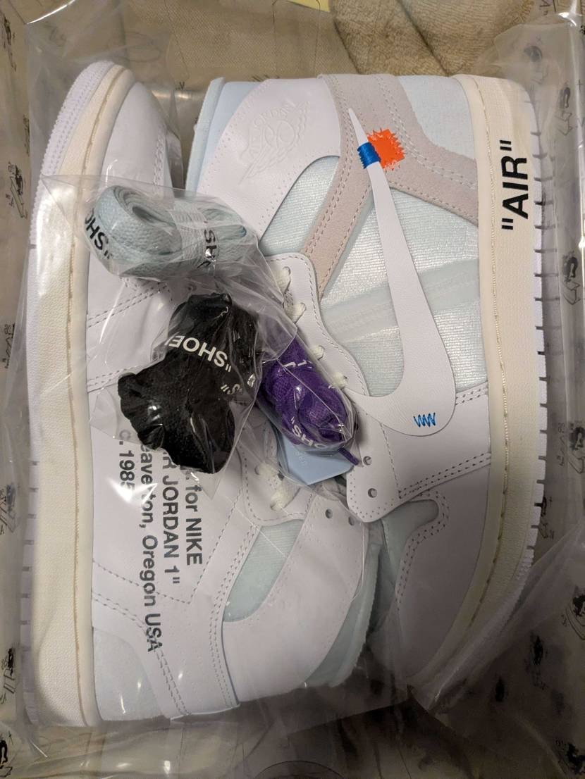 これ今12万くらいなのか🤔今日現物届いたけど、正直10万円くらいならもう1足欲し
