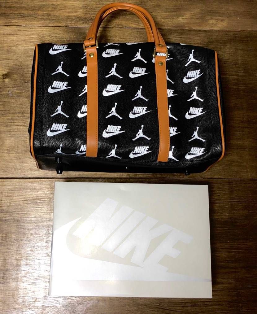 2nd Streetで見つけたバッグ。
NIKE専用のショ